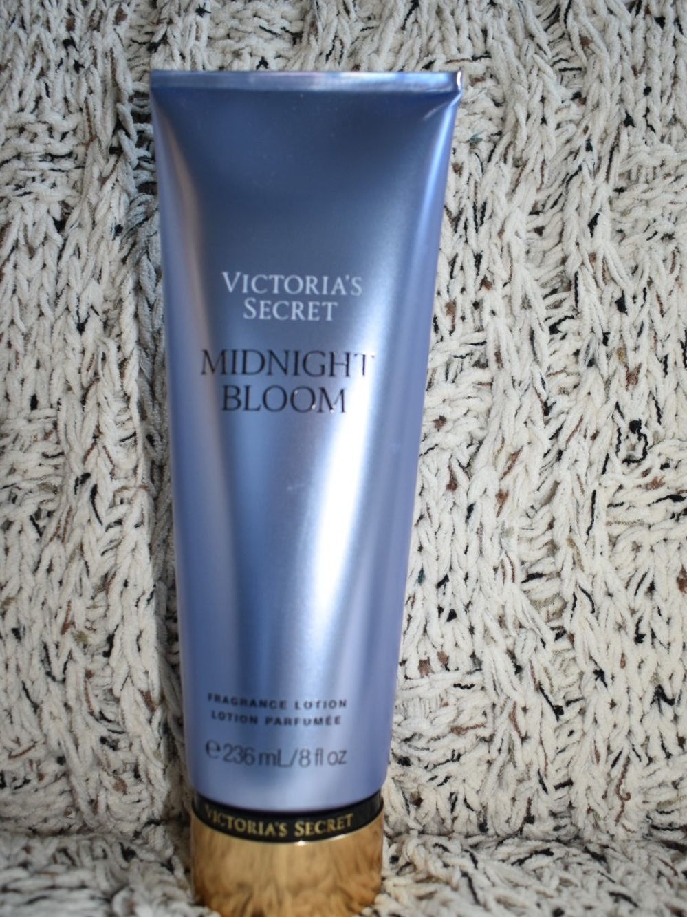 Midnight Bloom Fragrance Lotion - Blue & Gold Accents